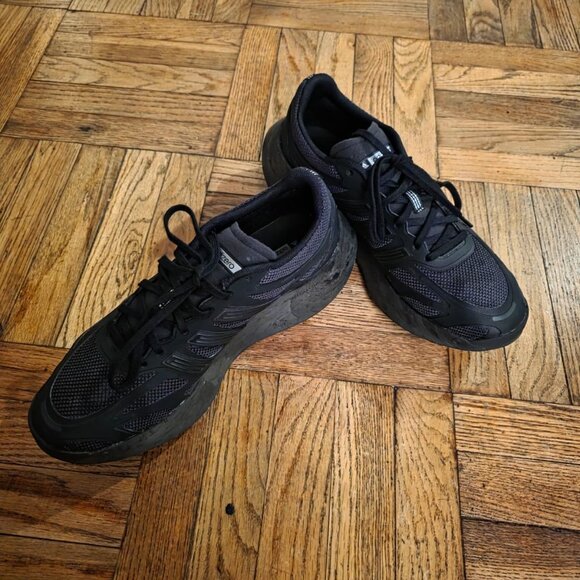 Adidas Adizero Aruku Carbon Triple Black Lace Up Athletic Shoes 11-Men Size - Picture 3 of 7